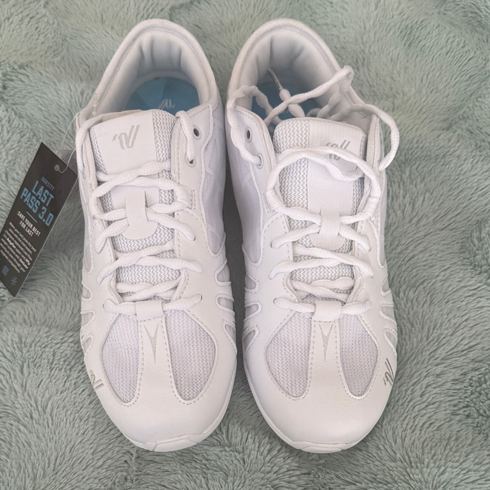 Varsity cheer sneakers